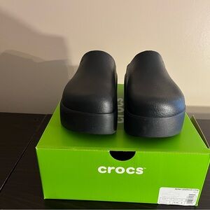 CROCS Black Elevated Clogs